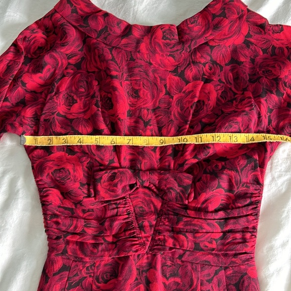 1960’s Rose Cocktail Dress - Picture 5 of 10